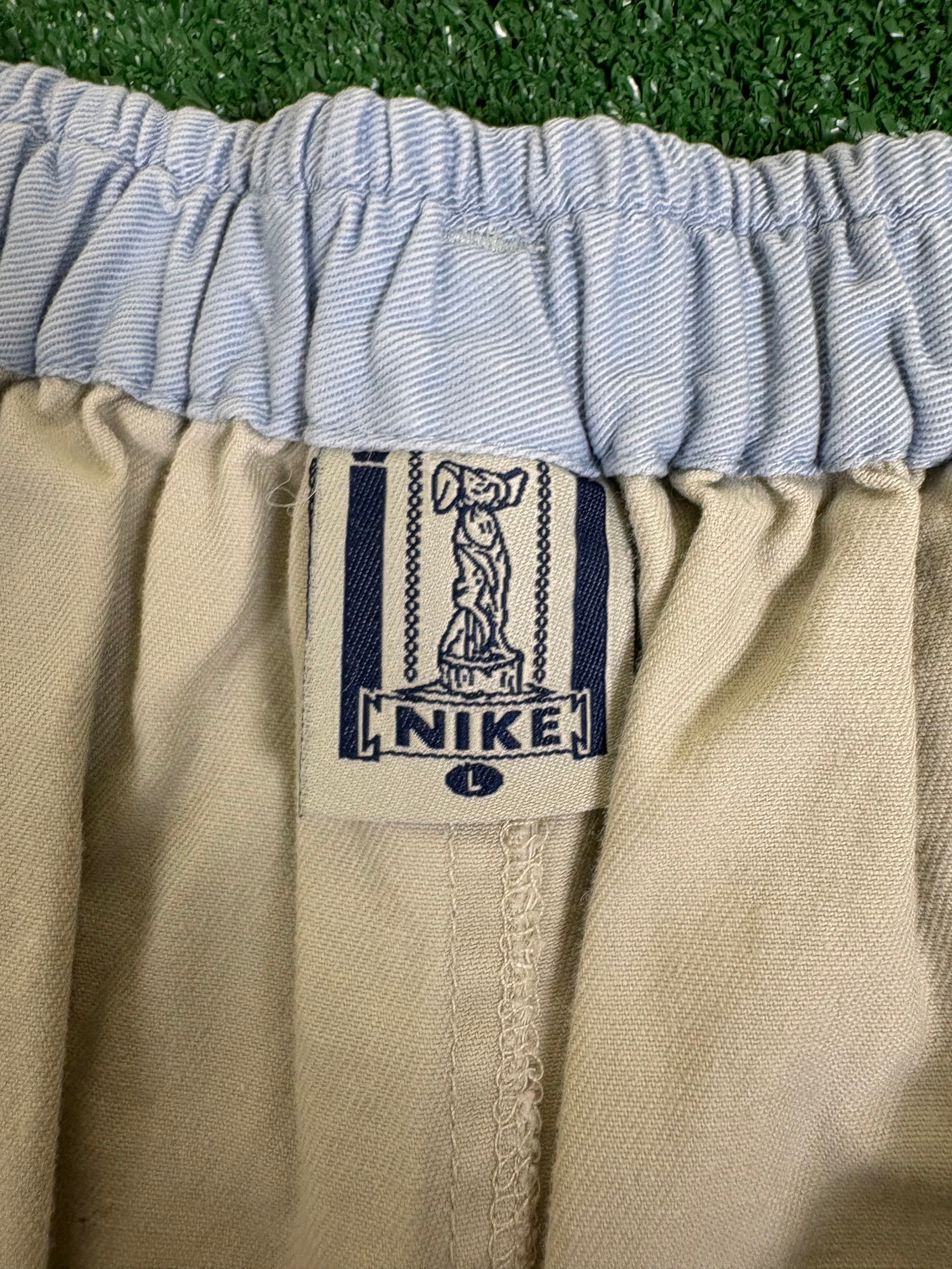 SHORTS NIKE BEIGE VINTAGE 90s