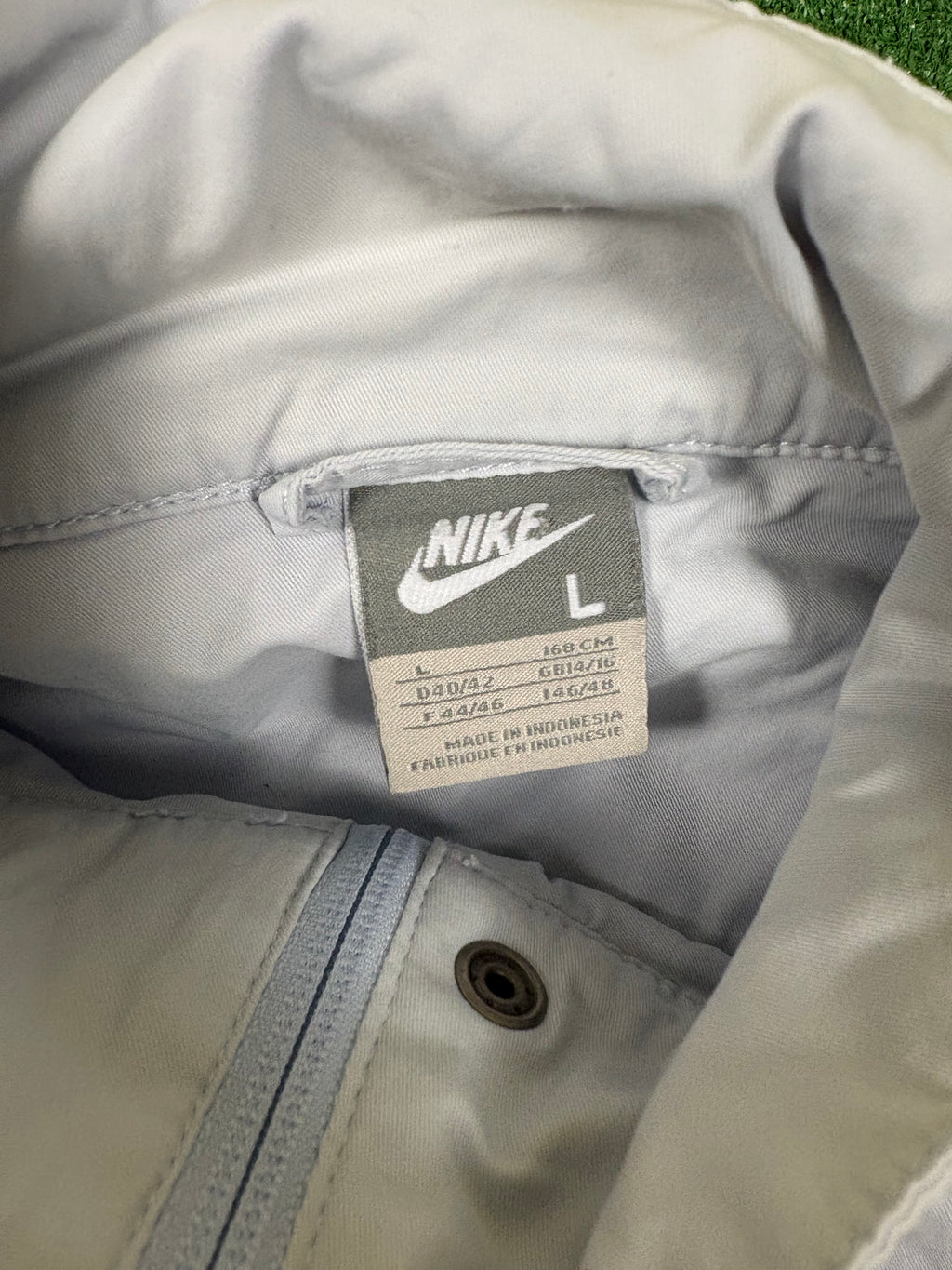 CHAQUETA NIKE BLANCA VINTAGE