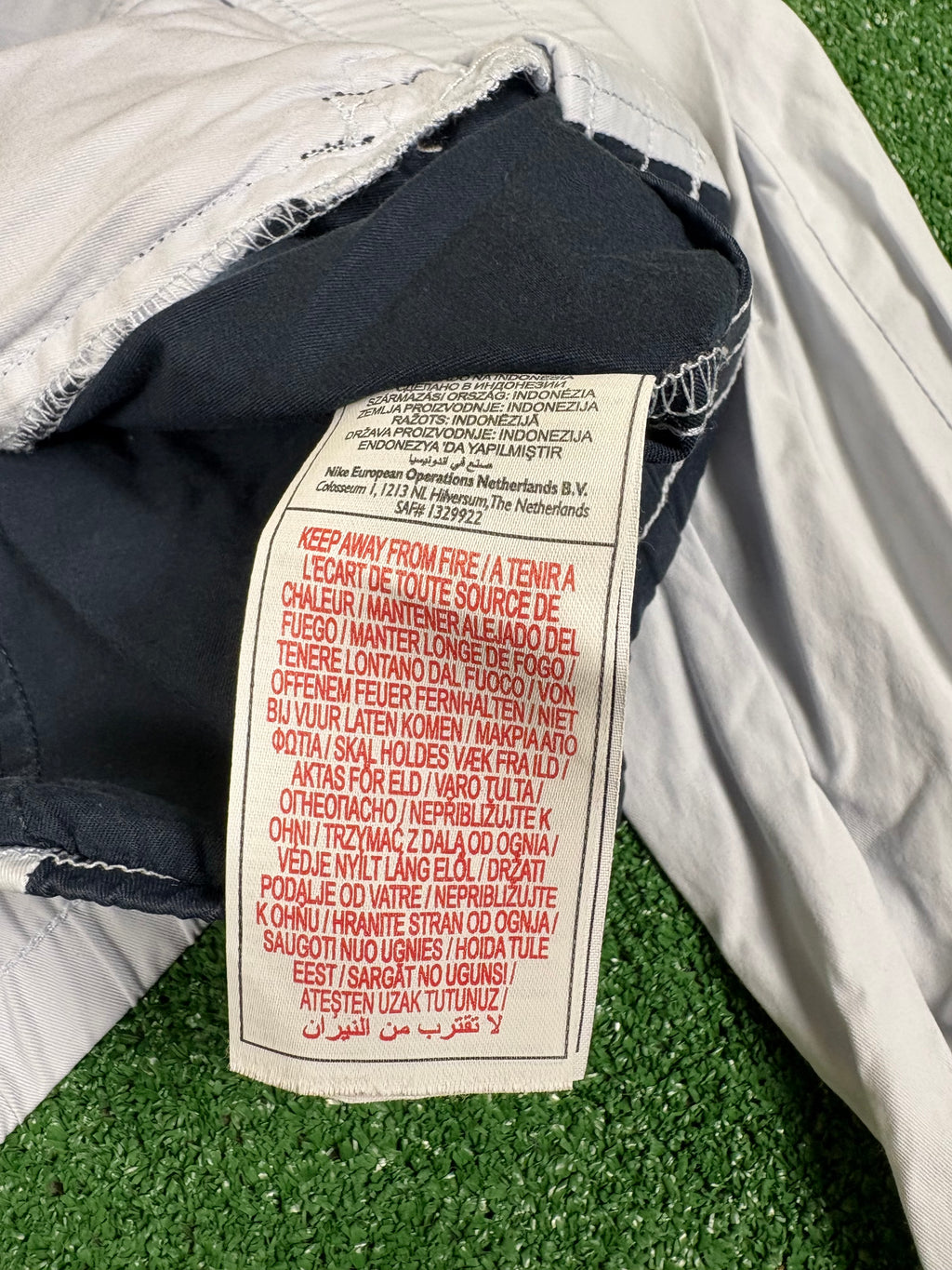 CHAQUETA NIKE BLANCA VINTAGE