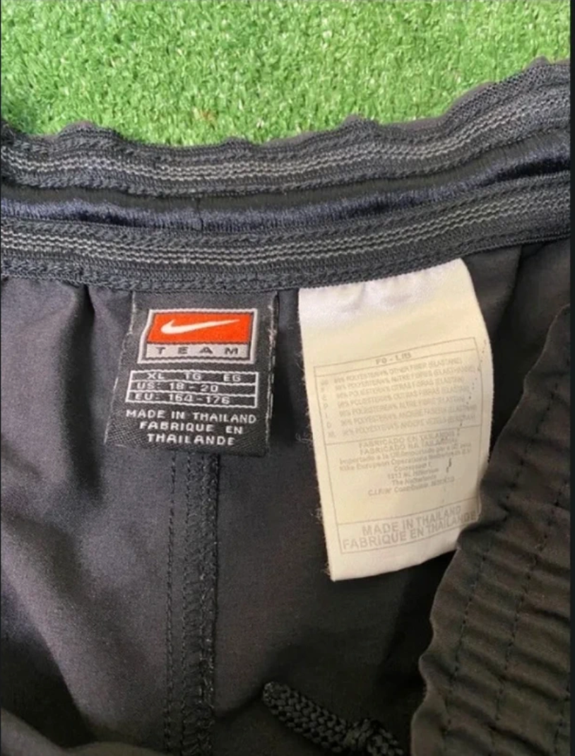 SHORTS NIKE VALENCIA CF OFFICIAL NEGROS VINTAGE