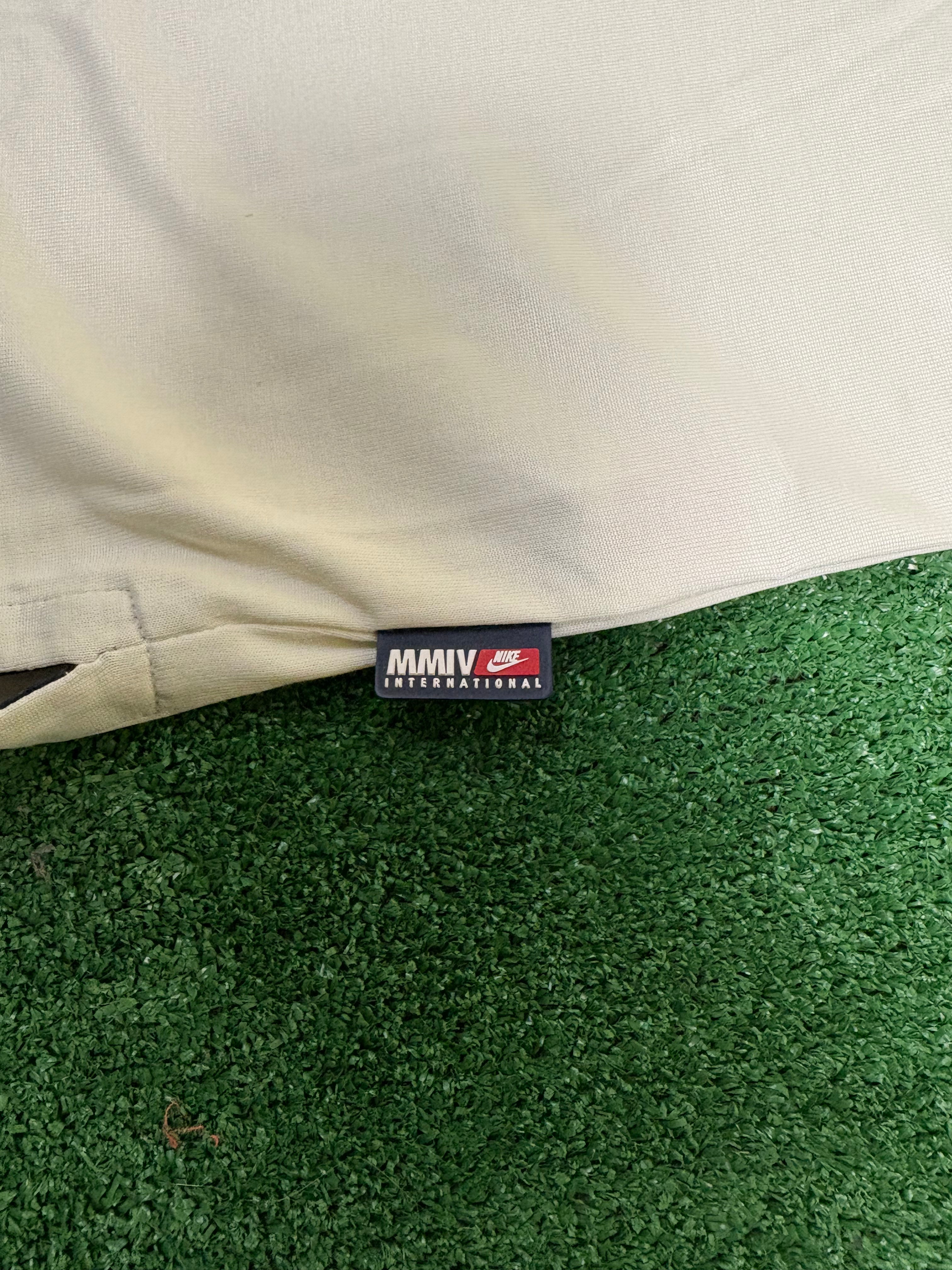 POLO NIKE BLANCO VINTAGE 2000s